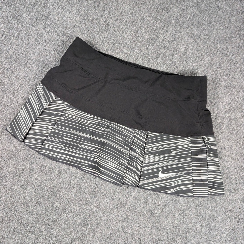 Nike Victory Skort‎ Women S Black White Dri-FIT Pleated Tennis Golf 626415-010